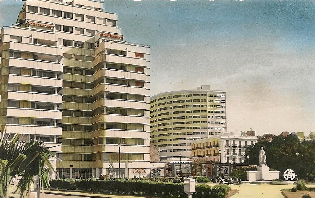 184 square et residence Lyautey.JPG
